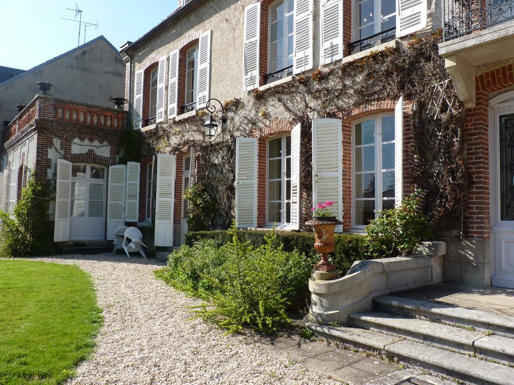 Bed and Breakfast Le Clos Saint Nicolas Chateau-Renard Экстерьер фото